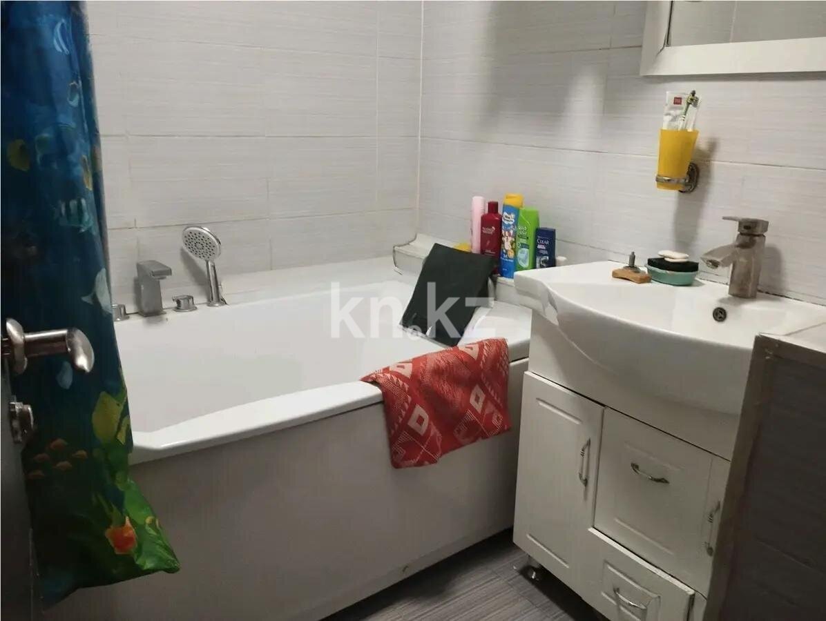 Продажа 4-комнатной квартиры, 84 м² в Алматы - фото 4