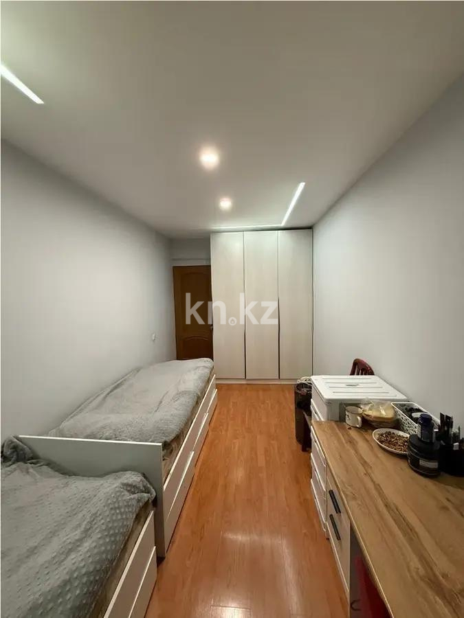 Продажа 3-комнатной квартиры, 59 м², мкр-н 7, дом  35 в Алматы - фото 3