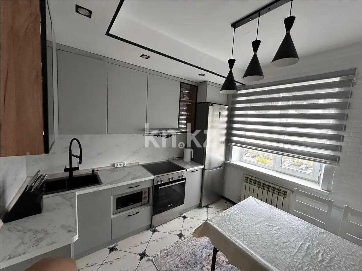 Продажа 3-комнатной квартиры, 68 м², мкр. Голубые Пруды, дом  18 в Караганде - фото 4