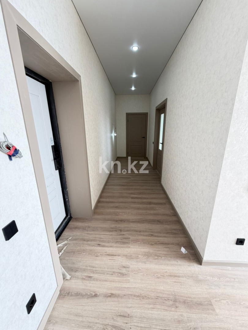 Продажа 2-комнатной квартиры, 71.7 м² в Уральске - фото 15