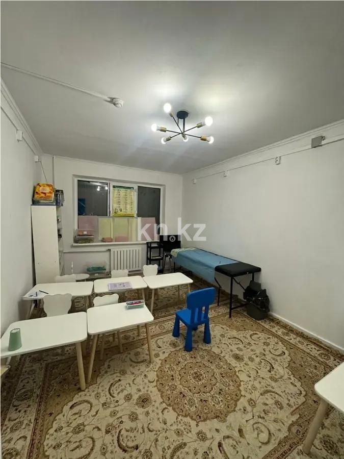 Продажа 3-комнатной квартиры, 70 м², мкр-н Аксай-2, дом  22 в Алматы