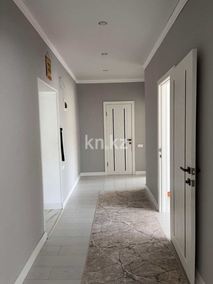 Продажа 2-комнатной квартиры, 72 м² в Уральске - фото 3