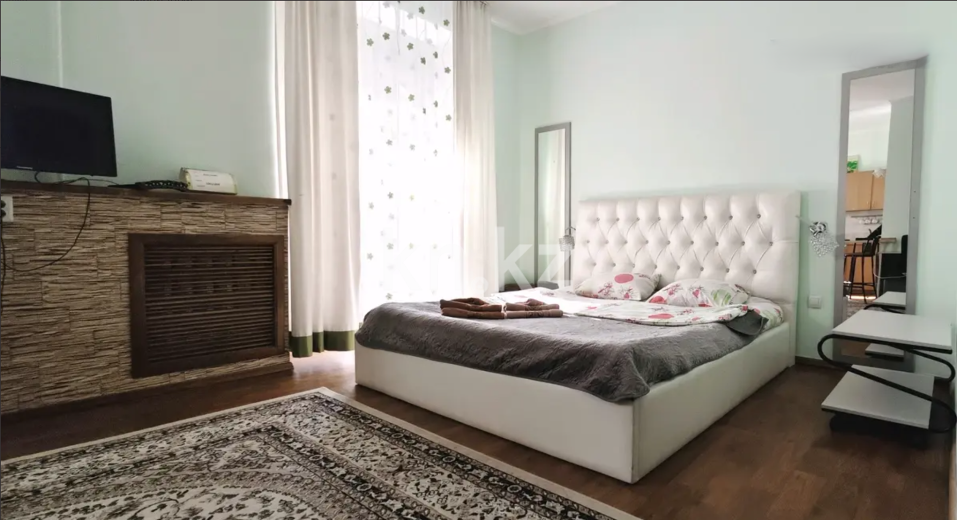 Аренда 1-комнатной квартиры посуточно, 34 м², пр. Абылай хана, дом  117 - ул. Кабанбай батыра в Алматы