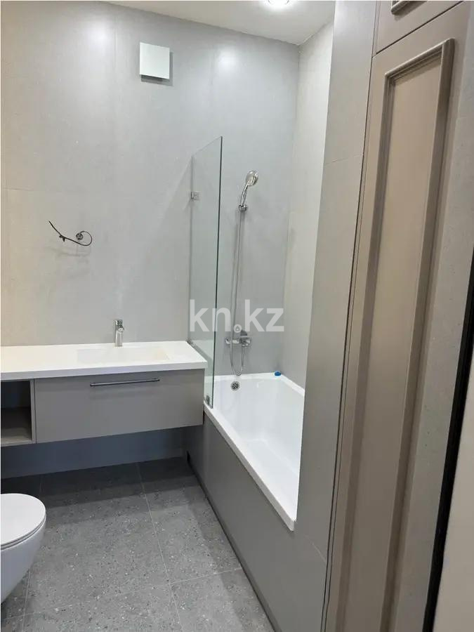 Продажа 3-комнатной квартиры, 126 м², ул. Кунаева, дом  5 в Астане - фото 4