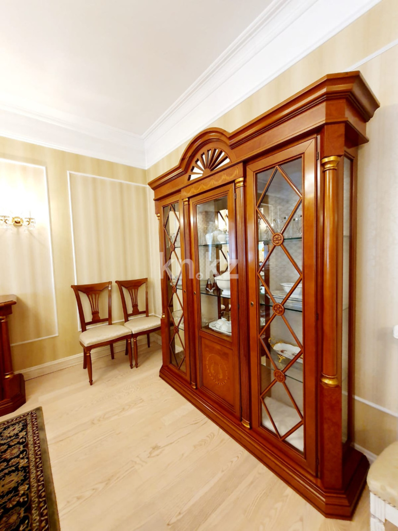 Продажа 4-комнатного дома, 426 м², ул. Сатпаева в Караганде - фото 5