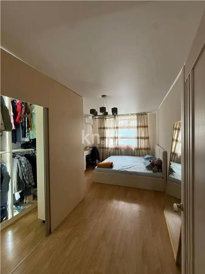 Продажа 3-комнатной квартиры, 72.8 м², ул. Пушкина, дом  102 в Алматы - фото 2