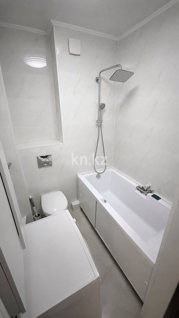 Продажа 3-комнатной квартиры, 92.8 м² в Алматы - фото 19