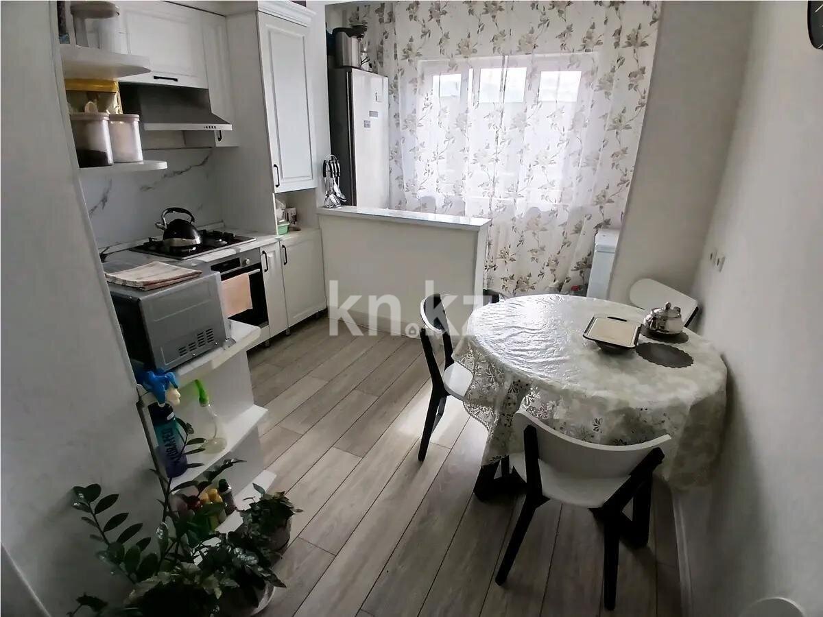 Продажа 2-комнатной квартиры, 65.5 м² в Алматы - фото 3
