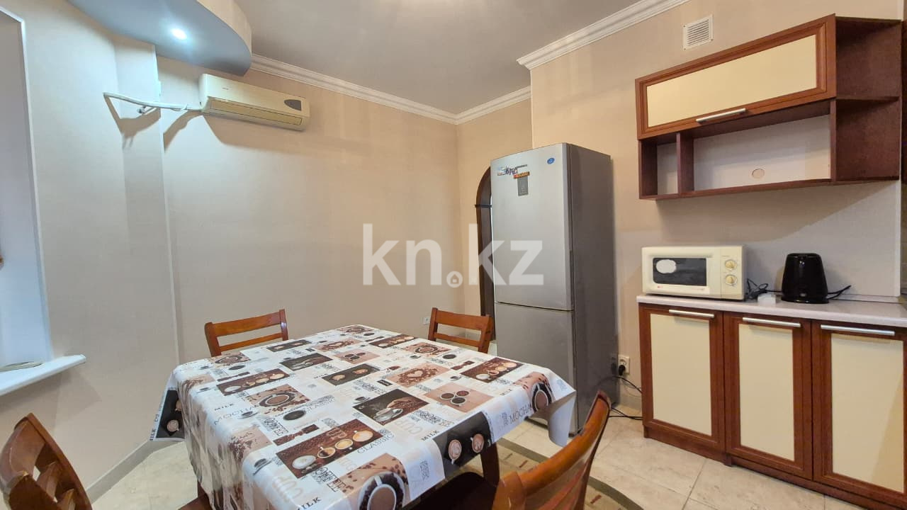 Аренда 2-комнатной квартиры, 70 м², мкр-н Сарыарка, дом  39 в Атырау - фото 4