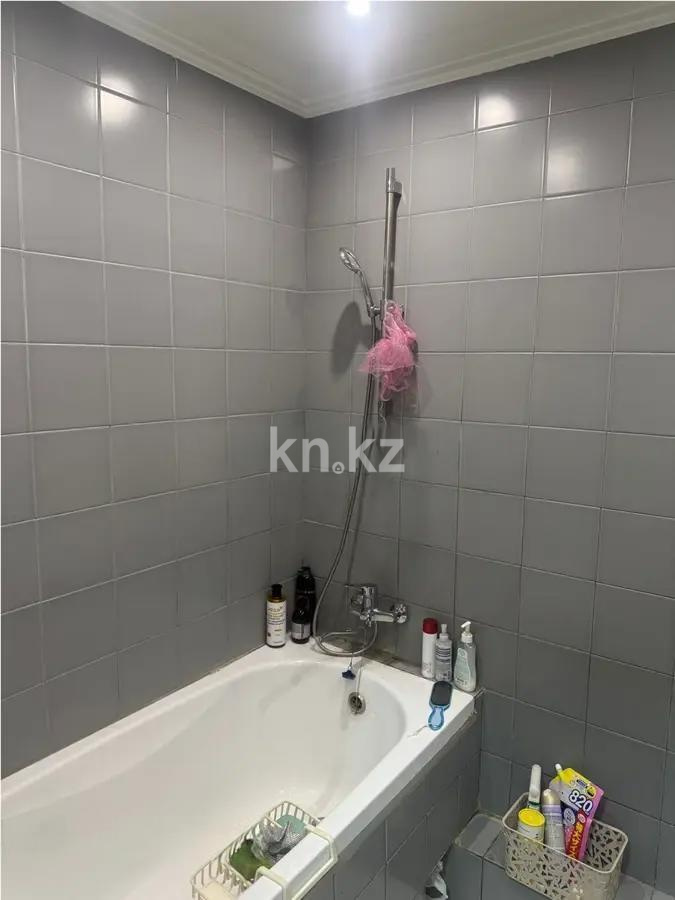 Продажа 3-комнатной квартиры, 54.3 м², ул. Наурызбай батыра, дом  68 в Алматы - фото 6