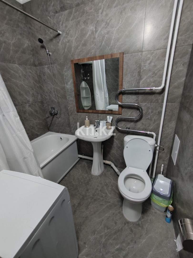 Аренда 2-комнатной квартиры посуточно, 50 м², ул. Назарбекова, дом  217 в Шымкенте - фото 9