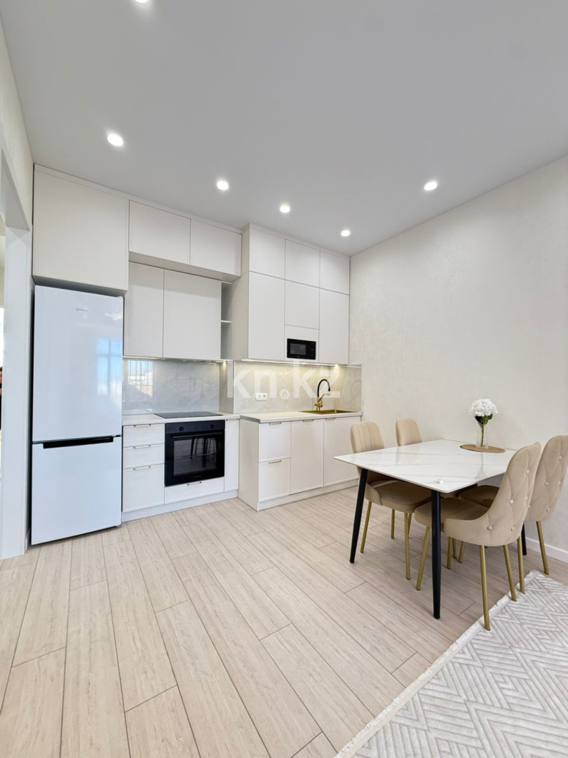 Продажа 4-комнатной квартиры, 92.5 м² в Астане - фото 6