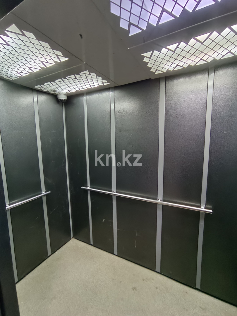 Продажа 2-комнатной квартиры, 52 м², пр. Республики, дом  18/2 в Караганде - фото 9