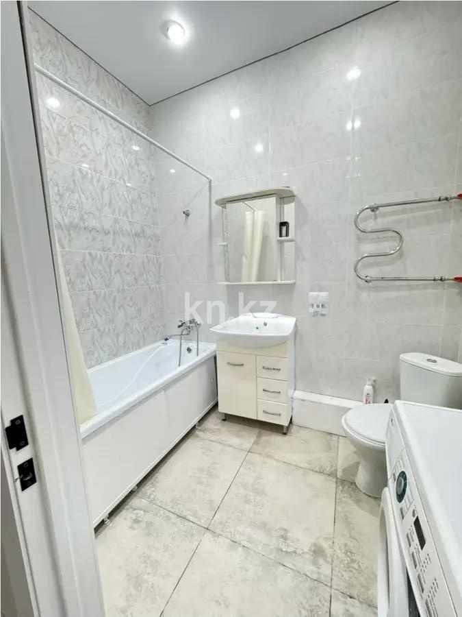 Продажа 1-комнатной квартиры, 37 м², ул. Мухамедханова, дом  12/3 в Астане - фото 3