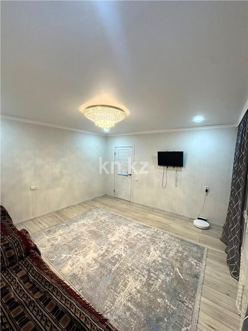 Продажа 3-комнатной квартиры, 63 м², ул. 9-й мкр. в Темиртау - фото 2