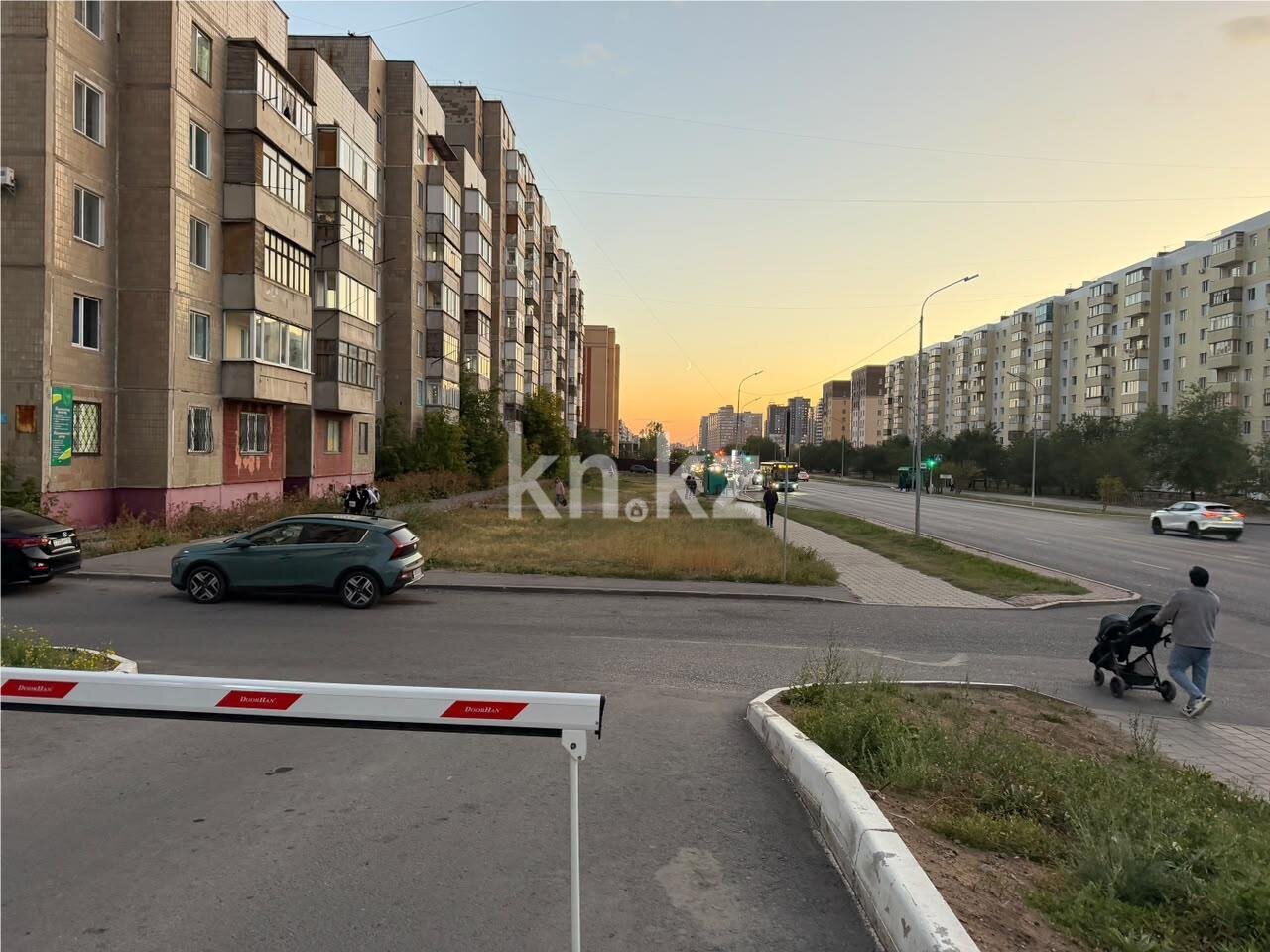 Продажа 3-комнатной квартиры, 106 м² в Караганде - фото 31
