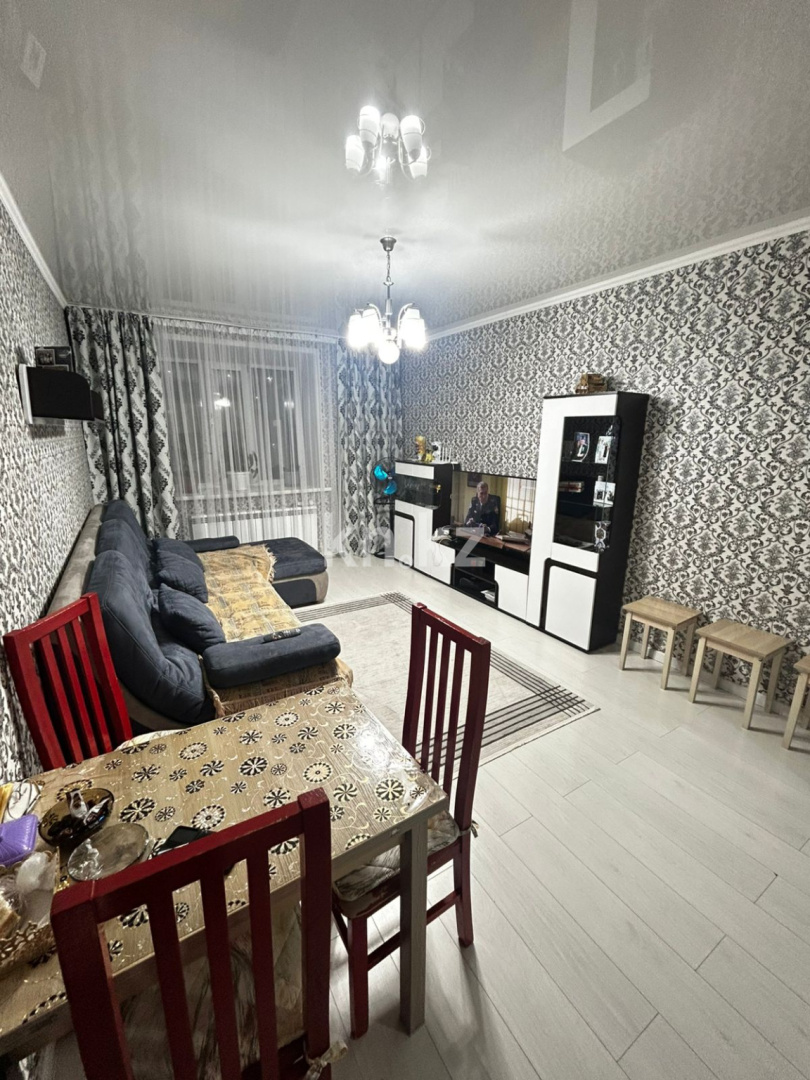 Продажа 3-комнатной квартиры, 69 м², ул. Сарыарка, дом  6 в Караганде - фото 2