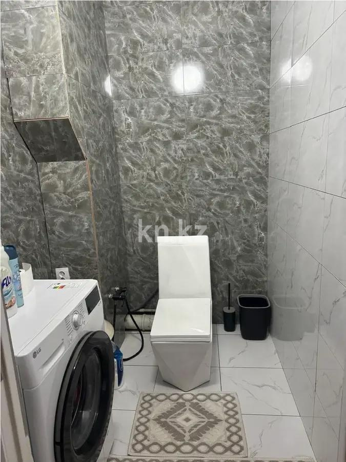 Продажа 2-комнатной квартиры, 65 м², мкр-н Кокжиек, дом  40 в Алматы - фото 5