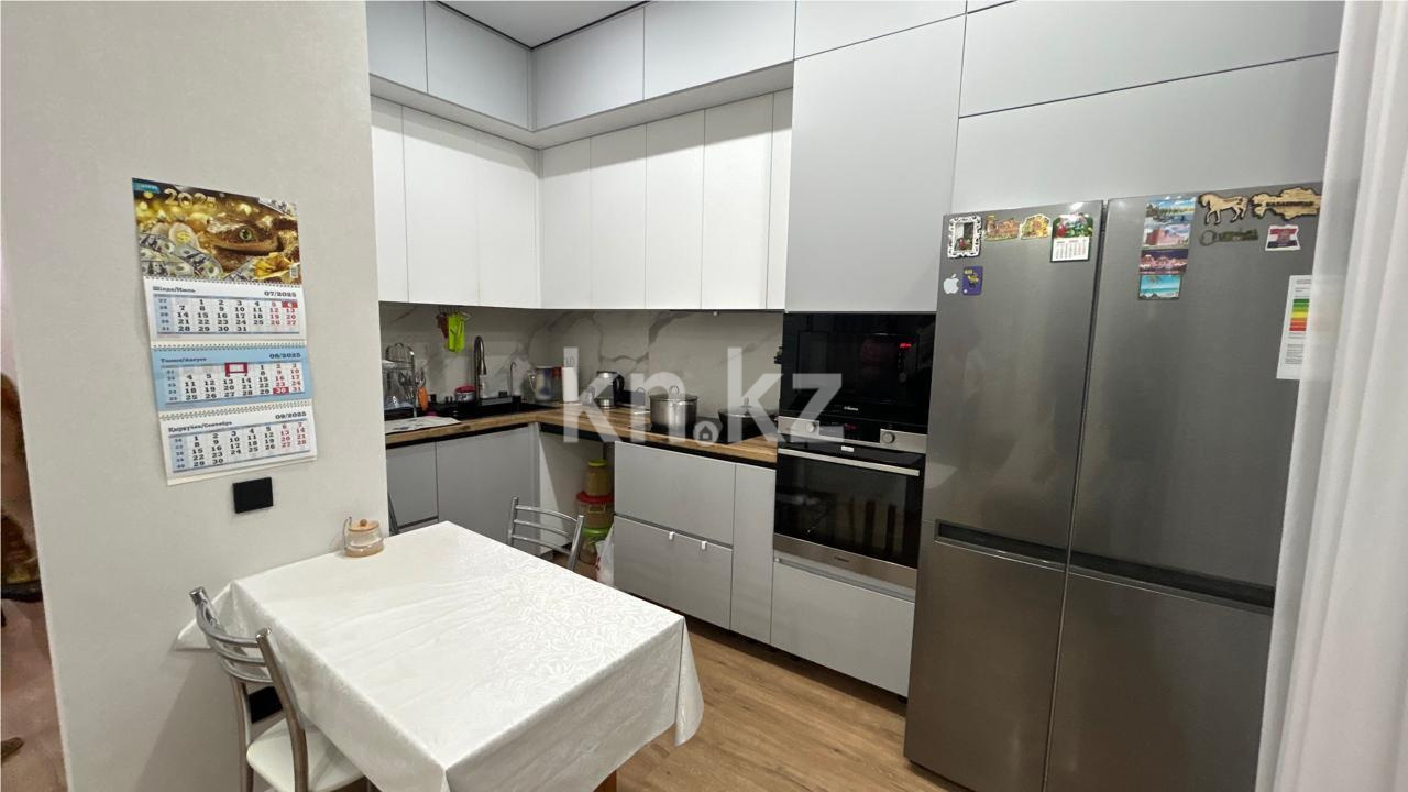 Продажа 3-комнатной квартиры, 87 м², ул. Букетова в Караганде - фото 8