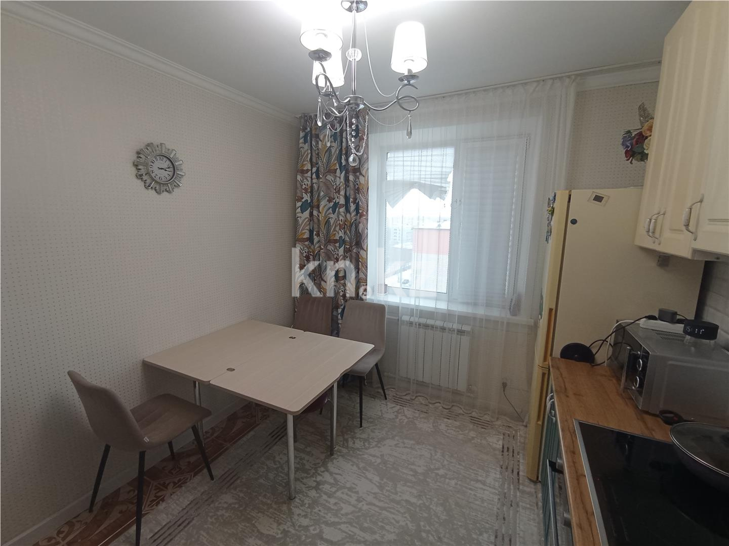 Продажа 3-комнатной квартиры, 65 м², ул. Гапеева в Караганде - фото 7