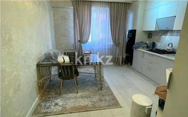 Продажа 3-комнатной квартиры, 90 м², ул. Жунисова, дом  10/7 в Алматы - фото 4