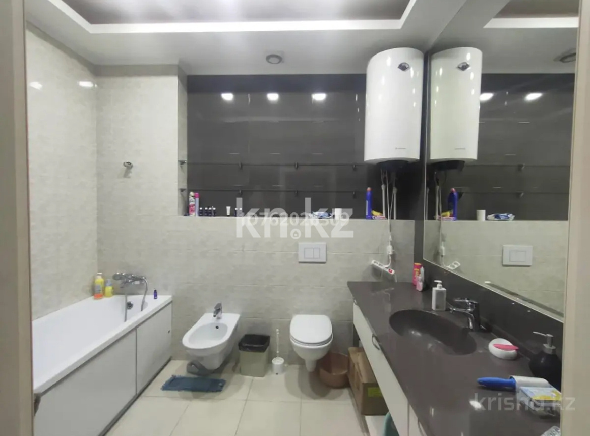 Продажа 3-комнатной квартиры, 145.4 м² в Караганде - фото 12