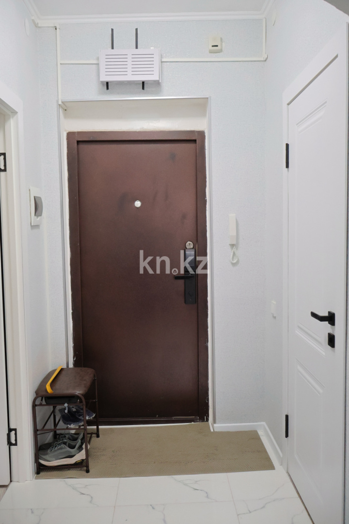 Аренда 1-комнатной квартиры посуточно, 32 м², ул. Керей, Жанибек хандар, дом  9 - пр. Кабанбай батыра в Астане - фото 25