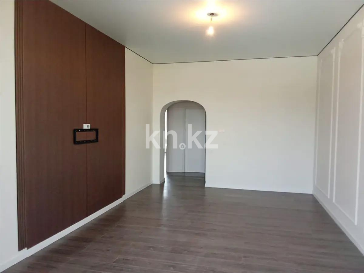 Продажа 4-комнатной квартиры, 120 м² в Караганде