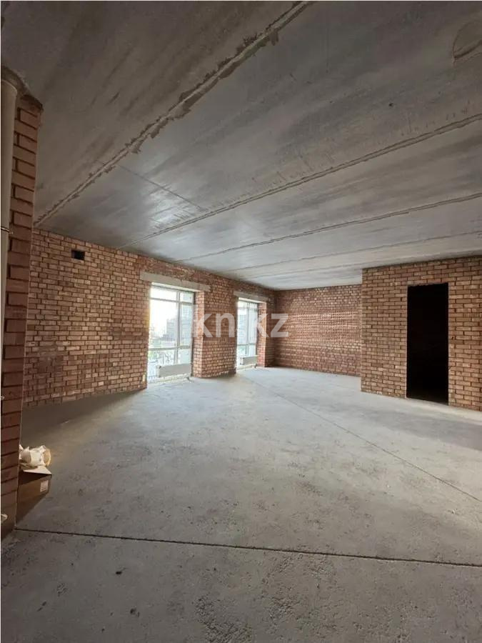 Продажа 4-комнатной квартиры, 129.3 м² в Астане