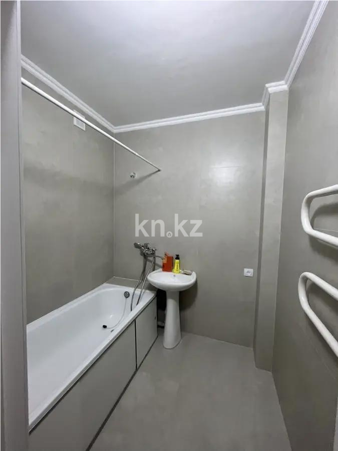 Продажа 3-комнатной квартиры, 75 м², пр. Райымбека, дом  241 в Алматы - фото 5