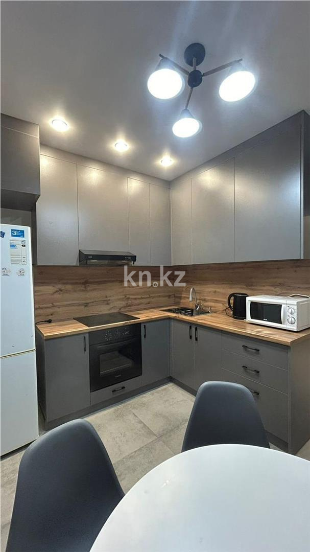 Продажа 2-комнатной квартиры, 55 м², ул. Нажимеденова в Астане - фото 4