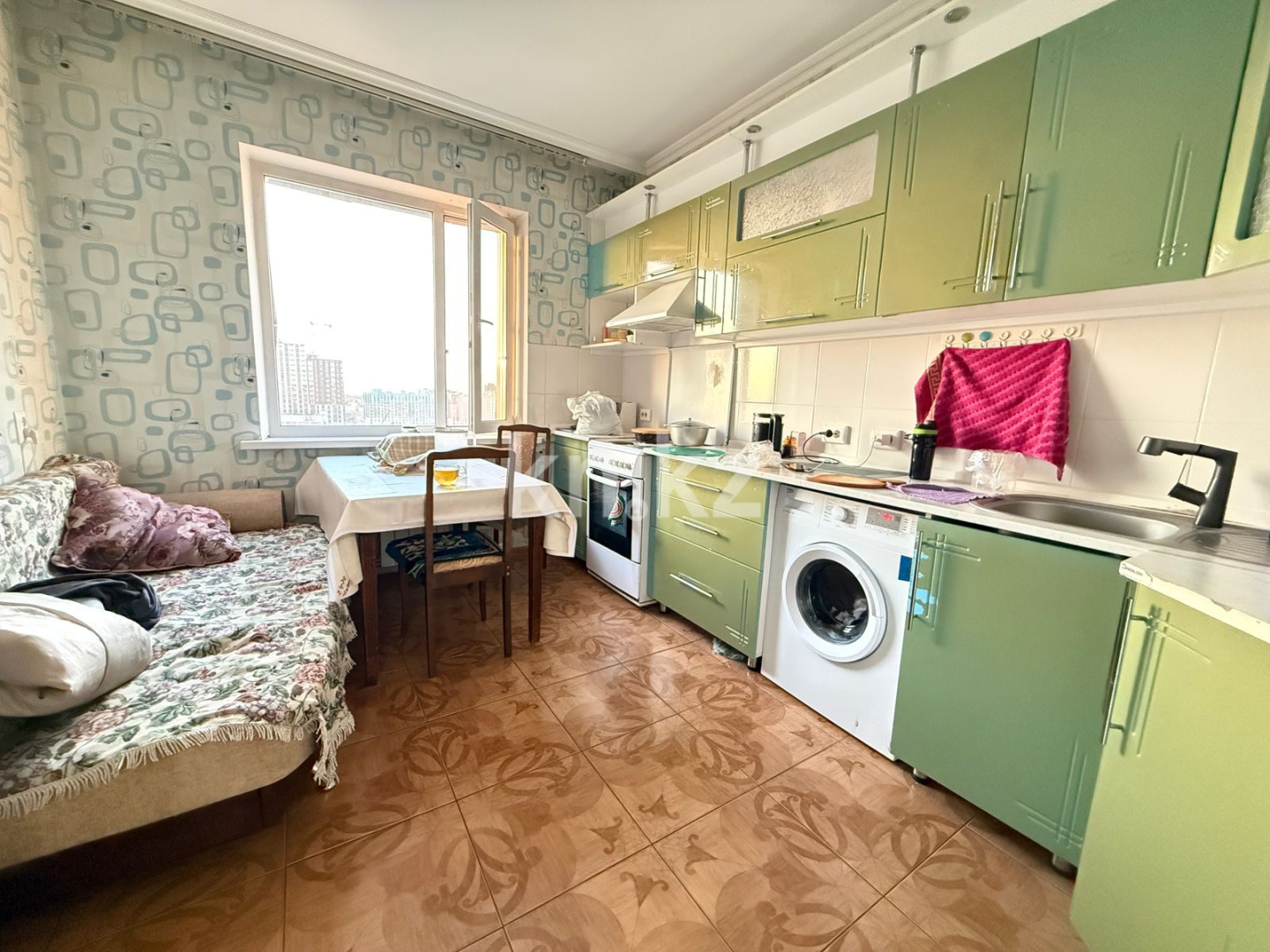 Продажа 2-комнатной квартиры, 64.9 м², пр. Шахтеров в Караганде - фото 5
