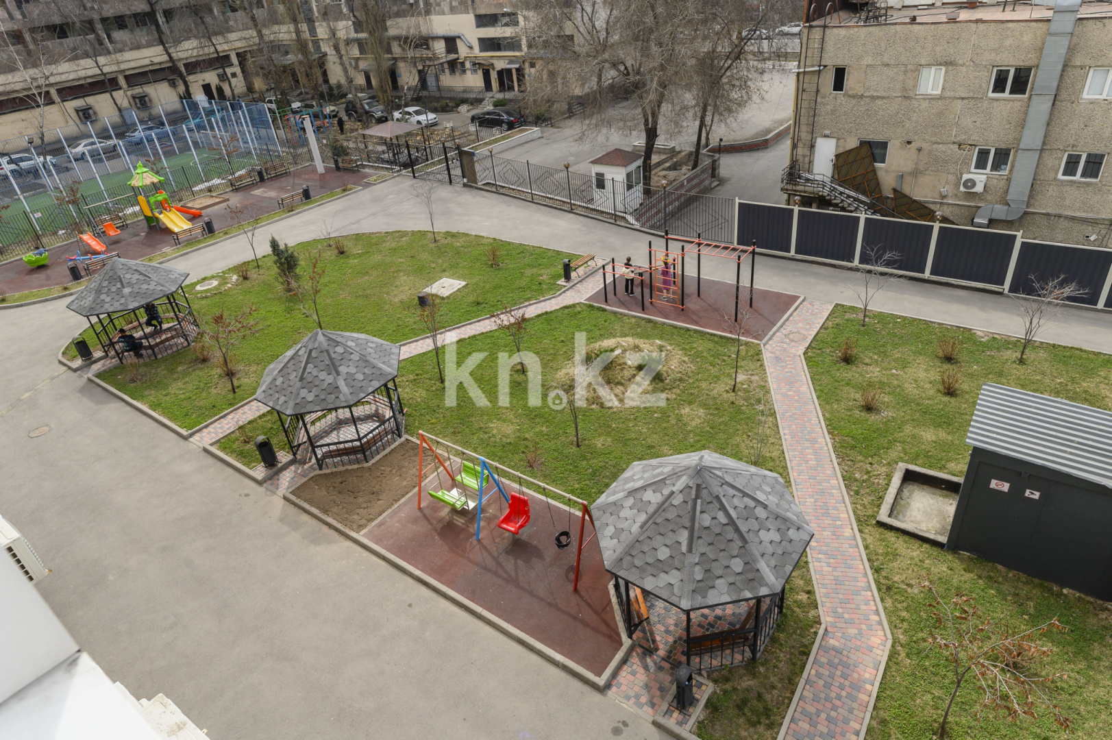 Аренда 1-комнатной квартиры посуточно, 45 м² в Алматы - фото 16