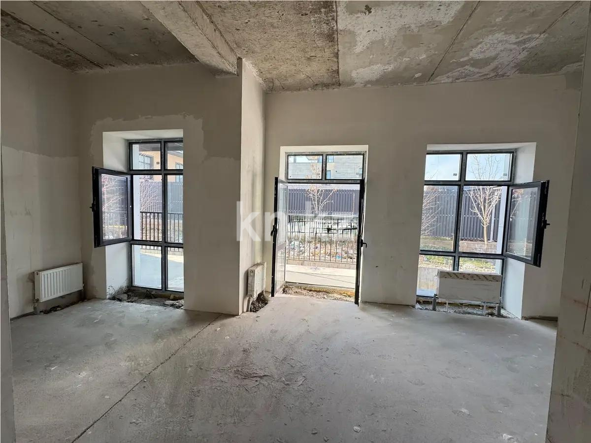 Продажа 4-комнатной квартиры, 152.1 м², ул. Салыкова, дом  40 в Алматы