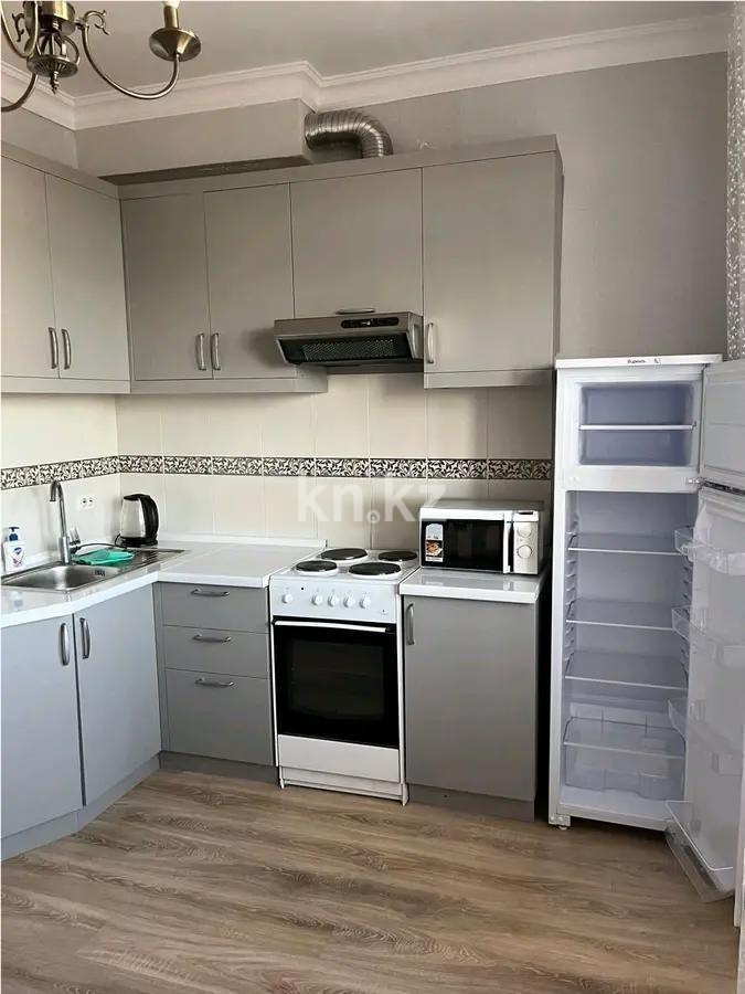 Продажа 1-комнатной квартиры, 45 м², пр. Тлендиева, дом  15/1 в Астане - фото 2