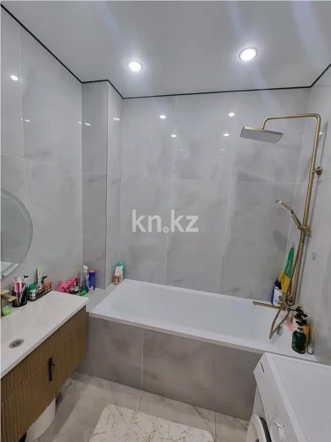 Продажа 3-комнатной квартиры, 76 м², ул. Култегин, дом  2 в Астане - фото 4