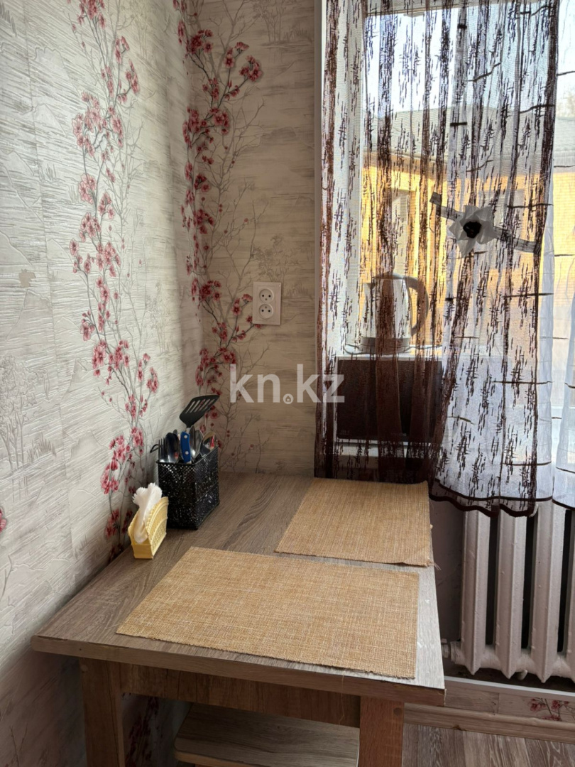 Аренда 2-комнатной квартиры посуточно, 52 м², Исы Байзакова, дом  147 в Павлодаре - фото 4