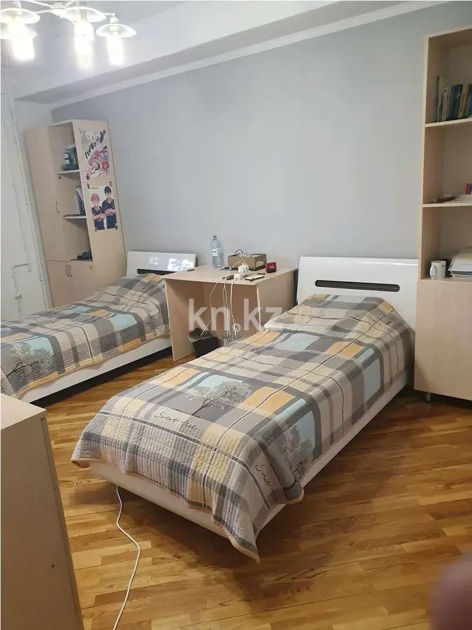 Продажа 3-комнатной квартиры, 100 м², пр. Жибек жолы, дом  81 в Алматы - фото 2