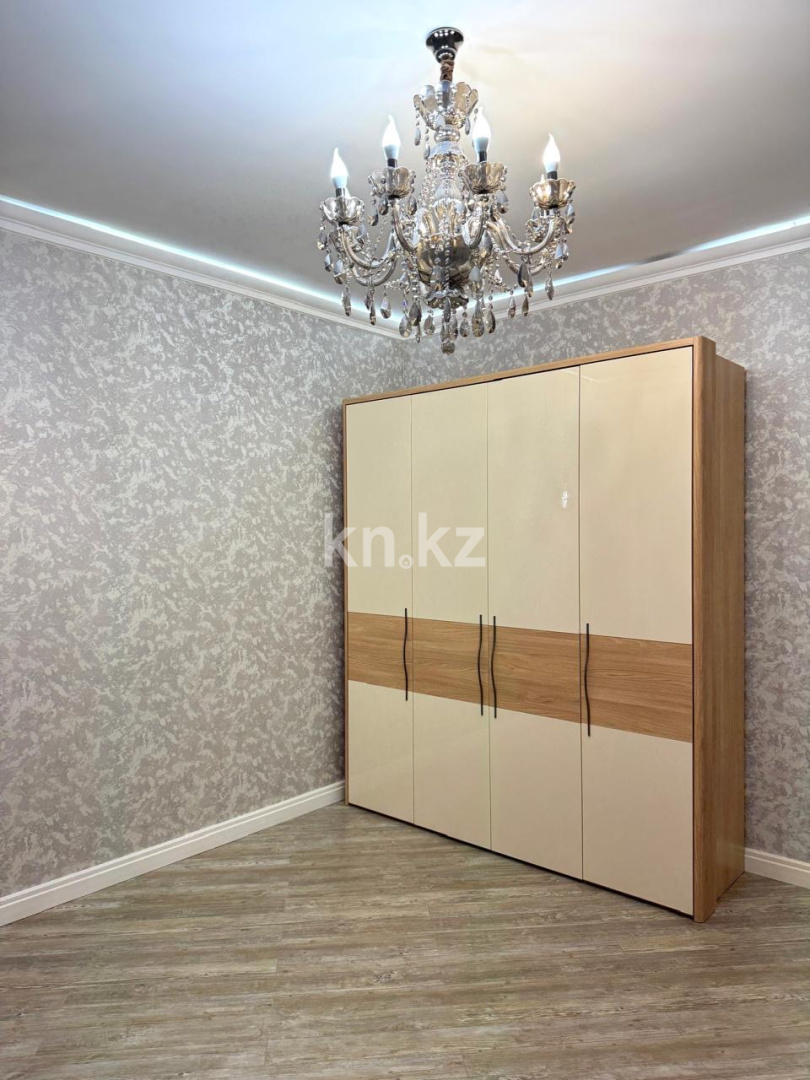 Продажа 4-комнатной квартиры, 133.8 м², ул. Туркестан, дом  28 - ул. Бухар жырау в Астане - фото 15