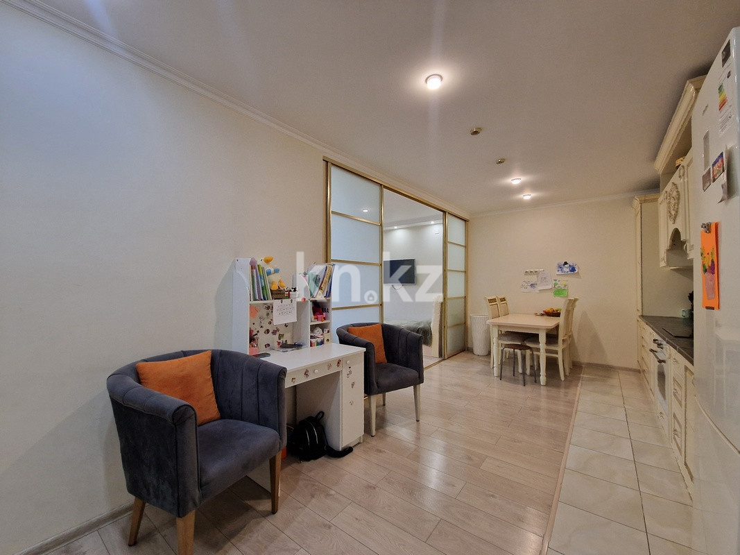 Продажа 1-комнатной квартиры, 45 м², ул. Момышулы, дом  25 в Алматы - фото 3