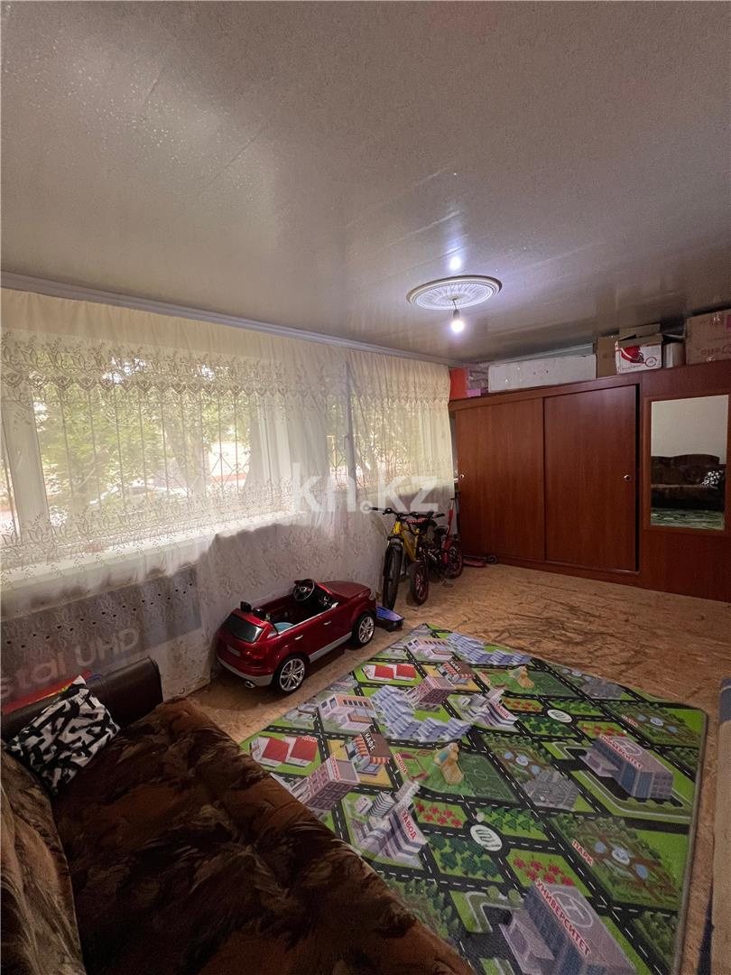 Продажа 3-комнатной квартиры, 68 м², 6-й мкр., дом  5 в Караганде - фото 12