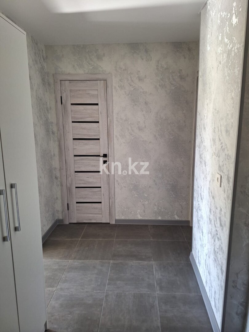 Продажа 3-комнатной квартиры, 60.8 м² в Караганде - фото 6