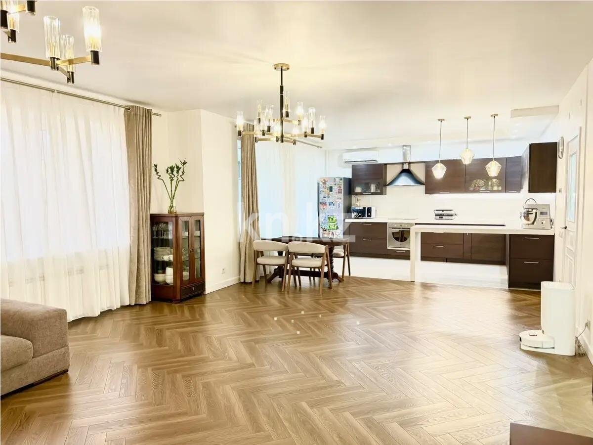 Продажа 4-комнатной квартиры, 161 м² в Алматы - фото 5