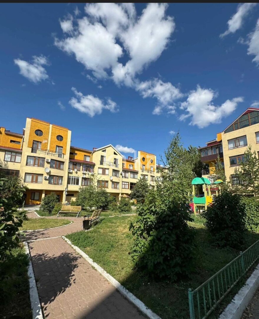 Продажа 2-комнатной квартиры, 53.3 м² в Актобе