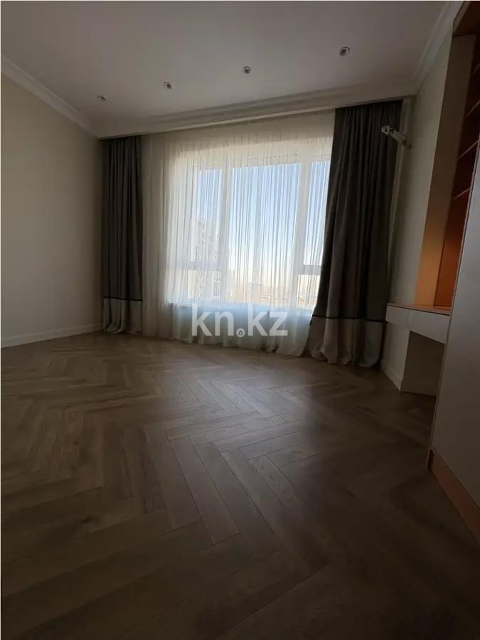 Продажа 3-комнатной квартиры, 118 м², ул. Тажибаевой, дом  218 в Алматы - фото 2