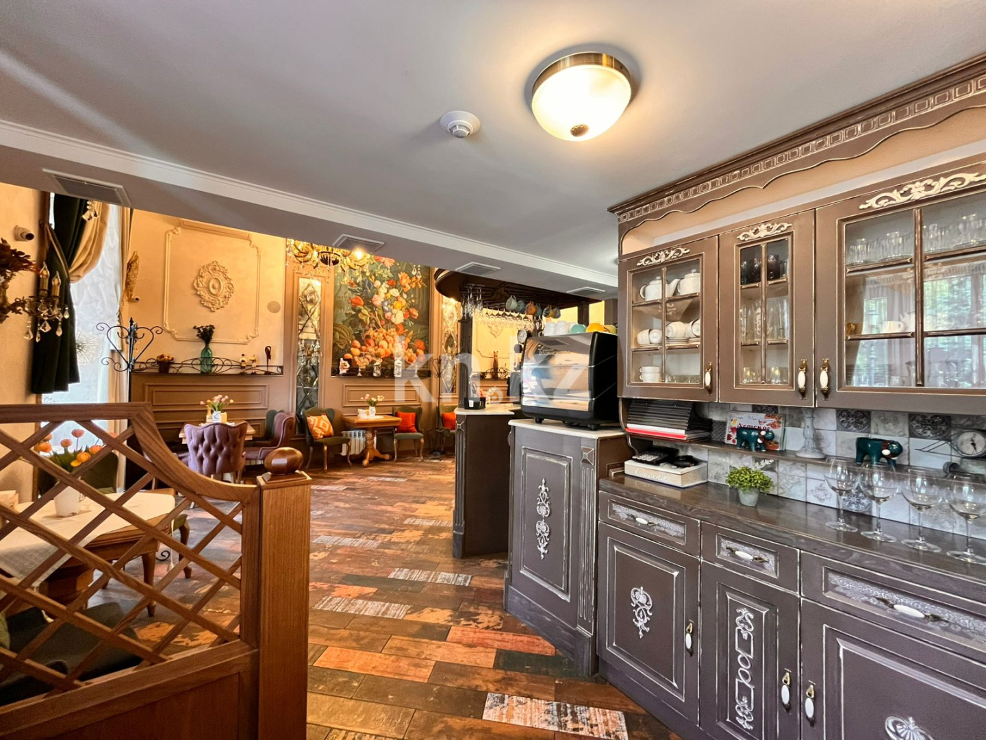 Продажа , 149.5 м², ул. Абая, дом  1 в Караганде