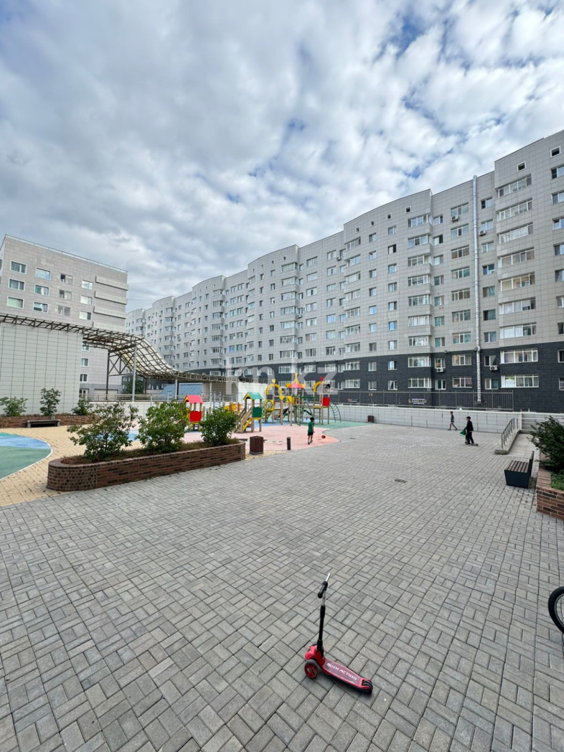 Продажа 3-комнатной квартиры, 132 м², ул. Сыганак в Астане - фото 32