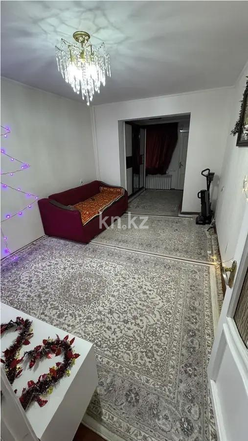 Продажа 4-комнатной квартиры, 104 м², мкр. Аксай-3а, дом  63 в Алматы