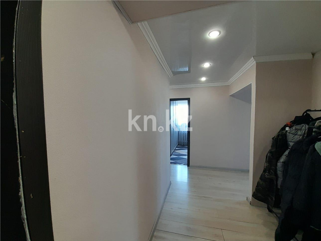 Продажа 4-комнатной квартиры, 82 м² в Караганде - фото 16