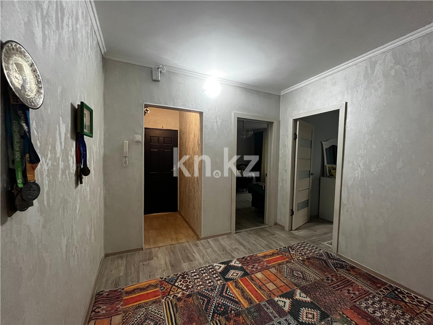 Продажа 5-комнатной квартиры, 107 м², мкр. Голубые Пруды в Караганде - фото 15